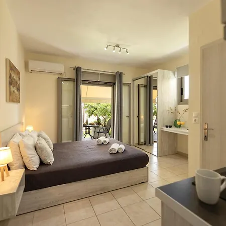 Panos Ionian Apartment *